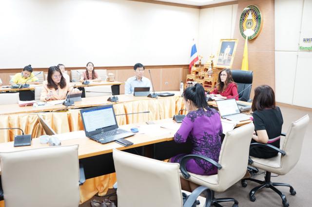 4. ประชุมเพื่อเตรียมความพร้อมการดำเนินงานตามตัวบ่งชี้ระดับคณะและมหาวิทยาลัย 